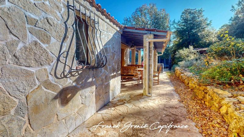 Maison - 97 m² - 5 pièces