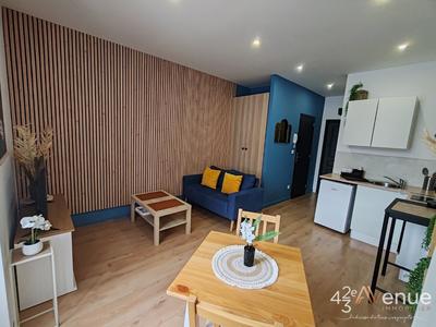 Immeuble - 200 m² - 12 pièces