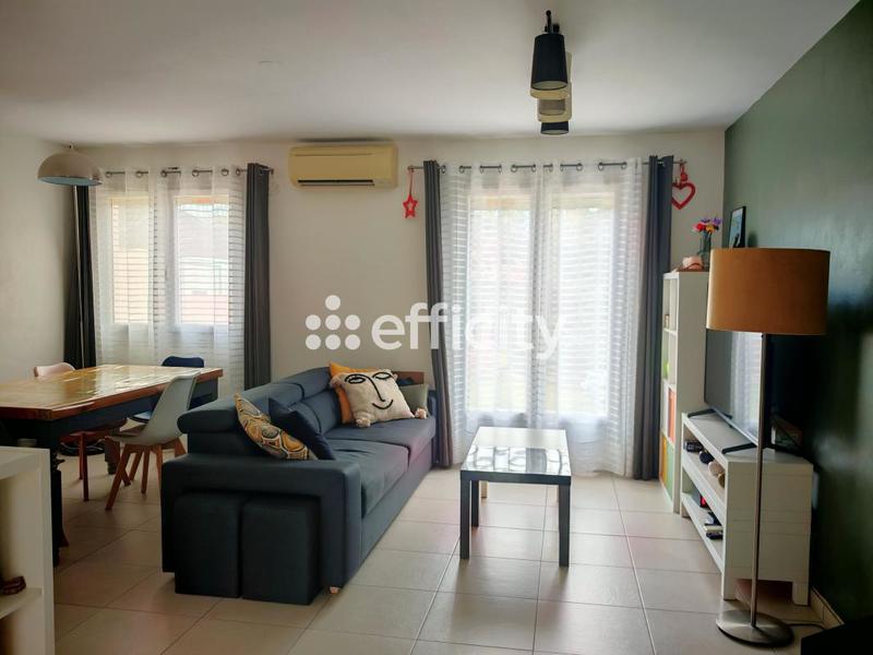 Maison - 121 m² - 6 pièces