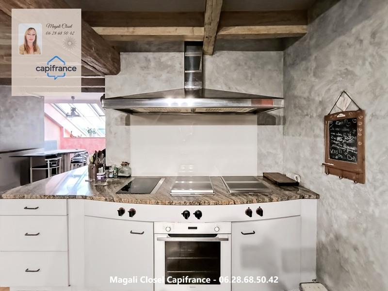 Maison - 350 m² - 9 pièces