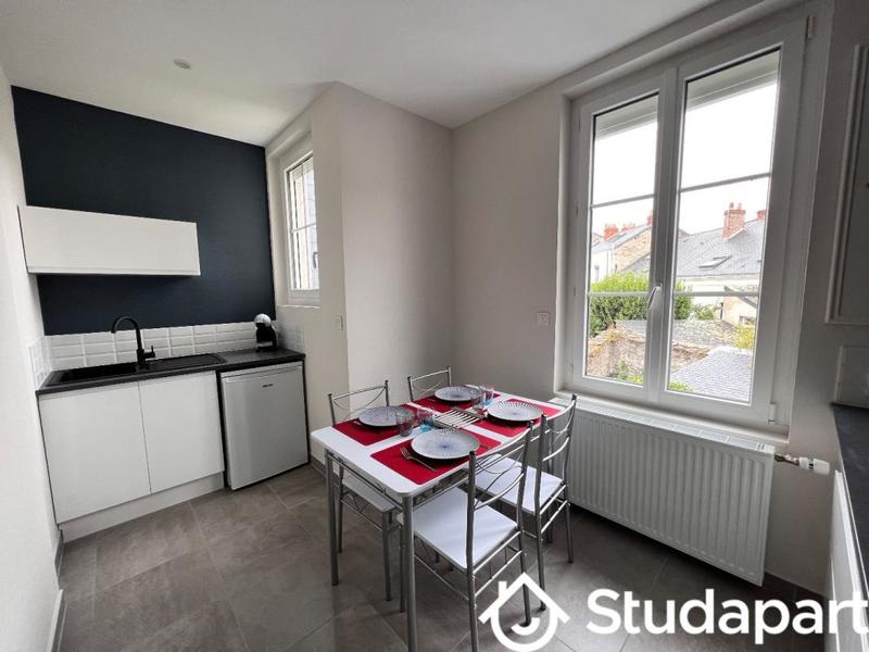 Chambre - 28 m² - 1 pièce