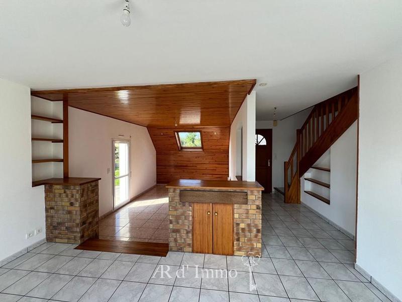 Maison - 91 m² - 5 pièces