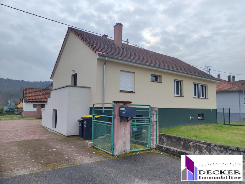 Maison - 90 m² - 4 pièces