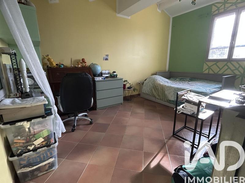 Maison - 275 m² - 7 pièces