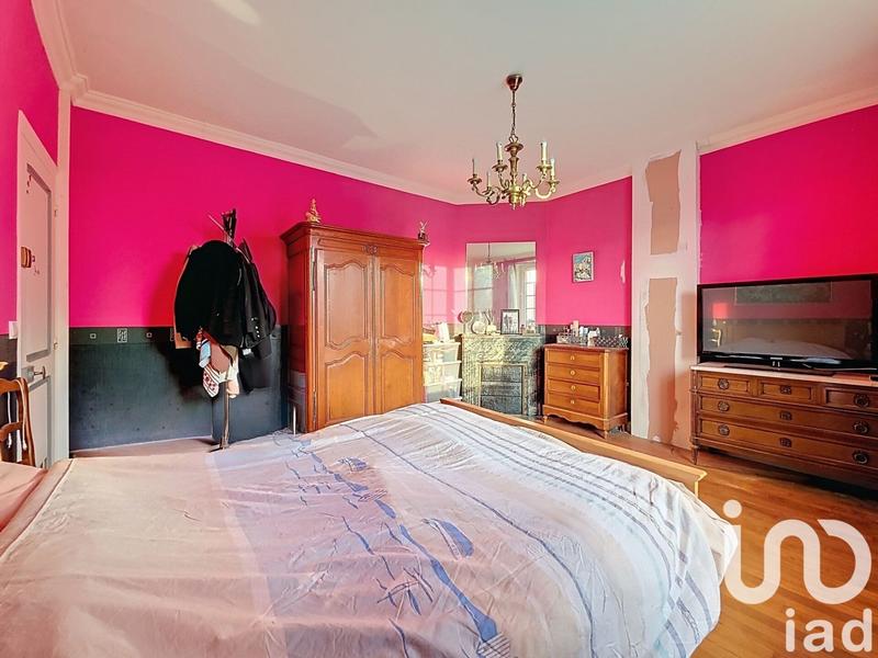 Maison - 214 m² - 10 pièces