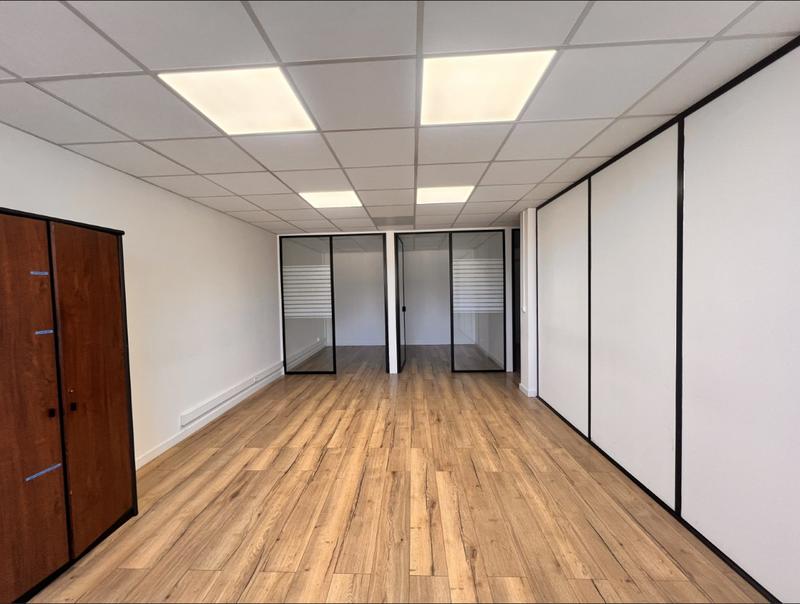 Bureau - 169 m²