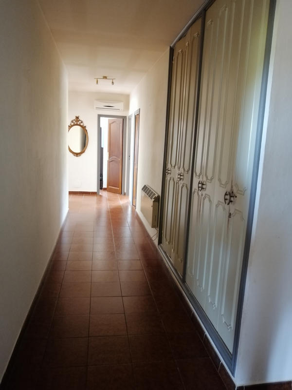 Maison - 292 m² - 10 pièces