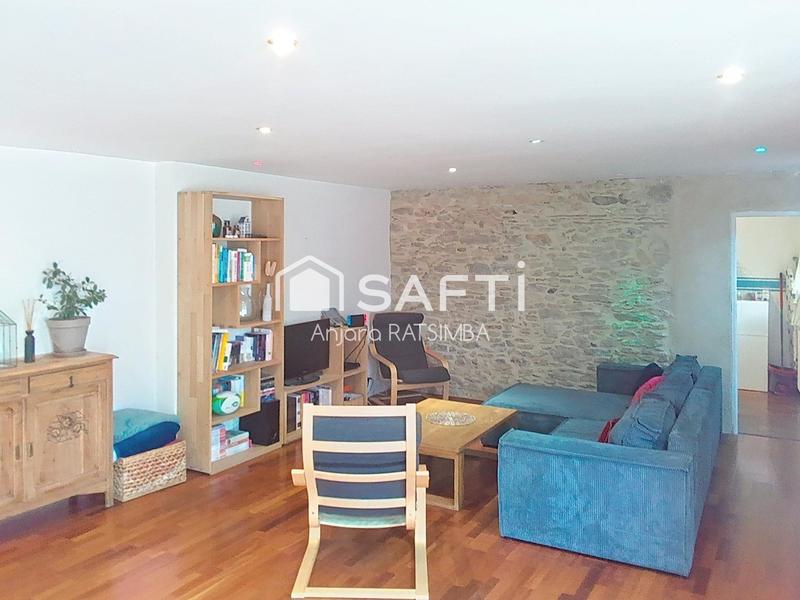 Maison - 157 m² - 7 pièces