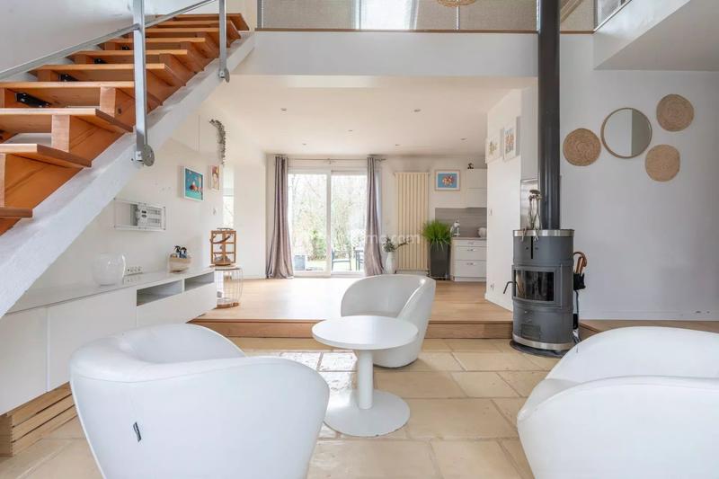 Maison - 175 m² - 7 pièces