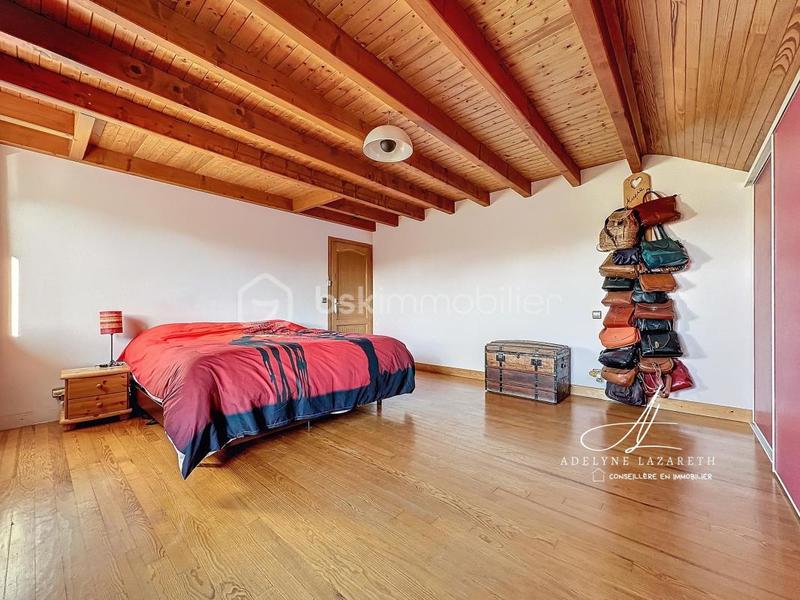 Corps de ferme - 159 m² - 5 pièces