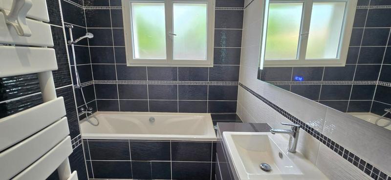 Maison - 155 m² - 5 pièces