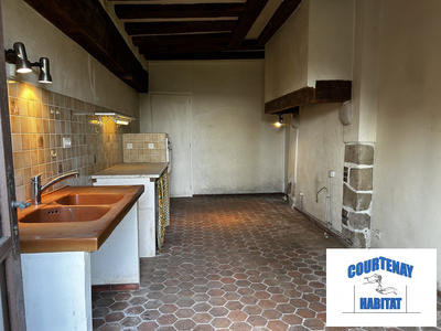 Maison traditionnelle - 161 m² - 4 pièces