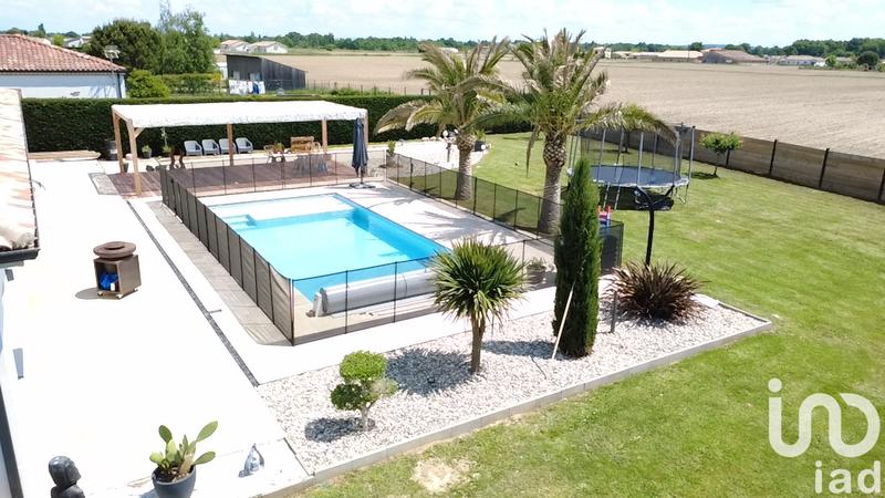 Maison - 191 m² - 5 pièces