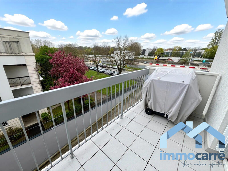 Appartement - 80 m² - 4 pièces