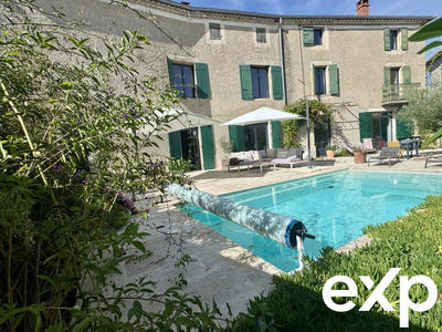 Maison traditionnelle - 400 m² - 12 pièces