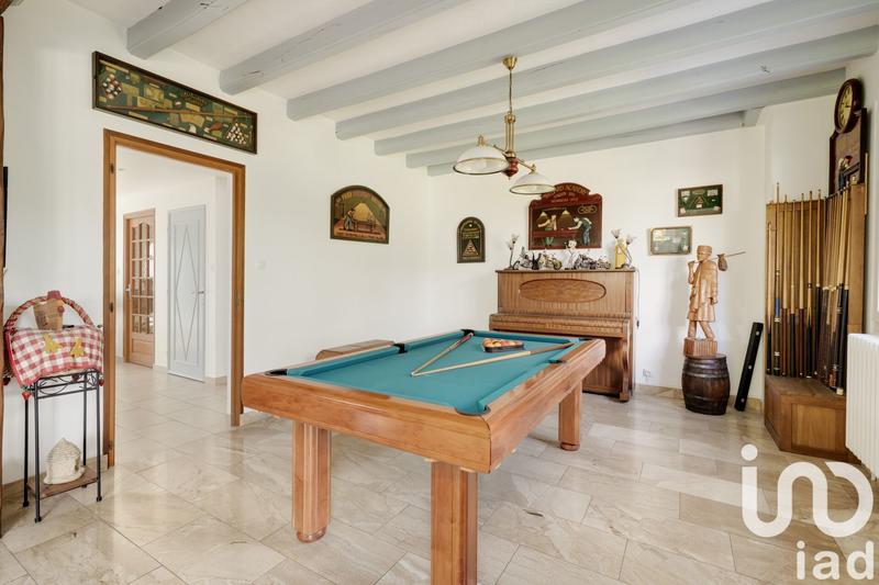 Maison - 286 m² - 9 pièces