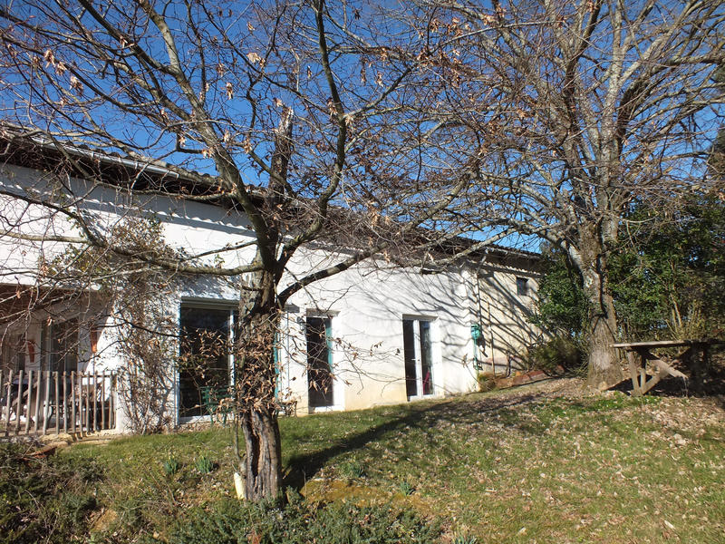 Maison - 261 m² - 9 pièces