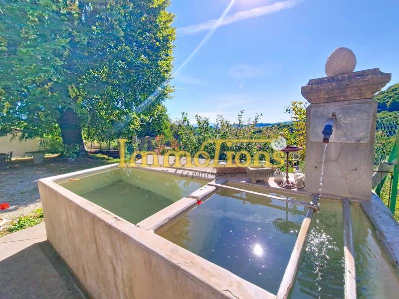 Maison - 210 m² - 7 pièces