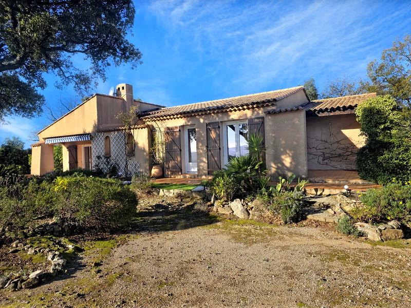 Villa - 95 m² - 5 pièces
