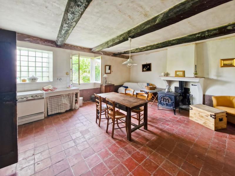 Maison en pierre - 200 m² - 5 pièces