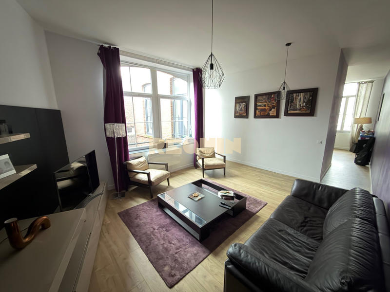 Appartement - 96 m² - 5 pièces