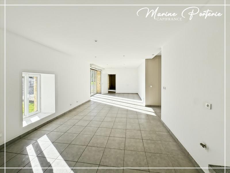 Maison en pierre - 152 m² - 5 pièces