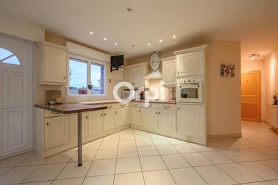 Maison - 144 m² - 6 pièces