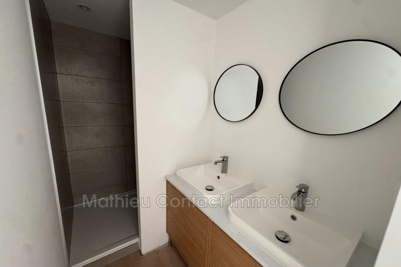 Maison - 99 m² - 5 pièces