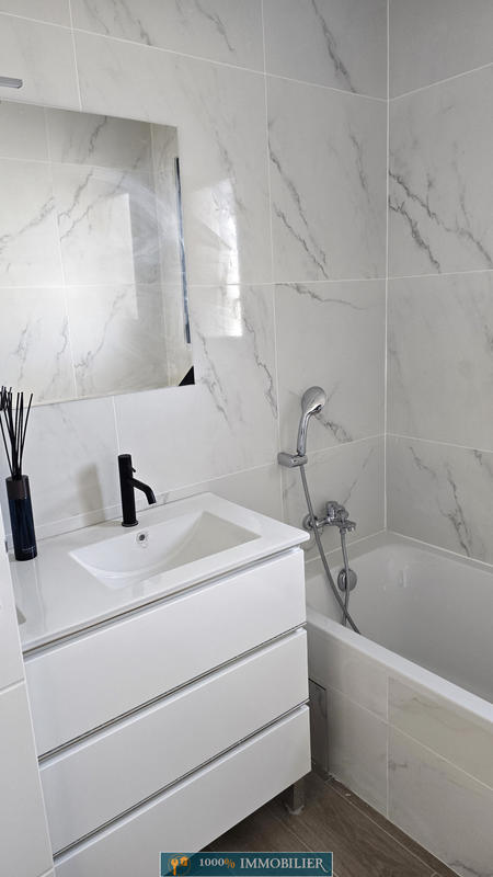 Maison - 105 m² - 6 pièces