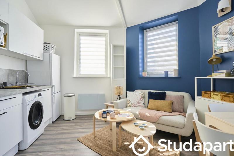 Chambre - 9 m² - 1 pièce