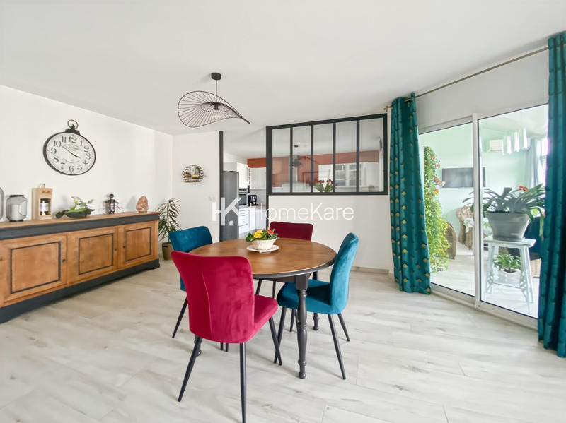 Maison - 110 m² - 4 pièces