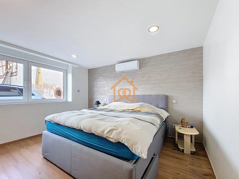 Maison - 251 m² - 10 pièces