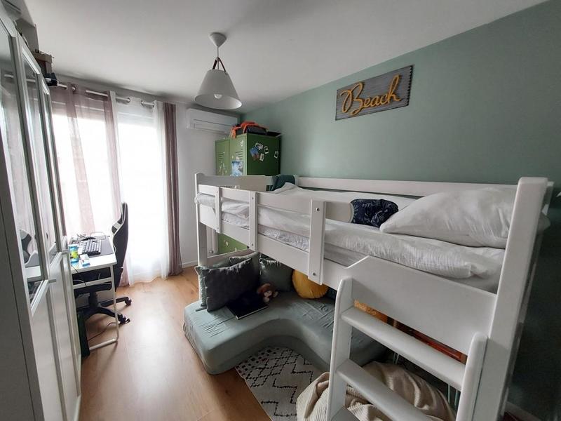 Appartement - 104 m² - 5 pièces