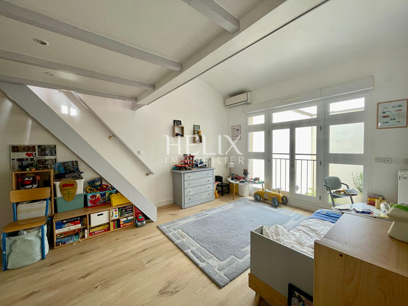 Appartement - 91 m² - 5 pièces