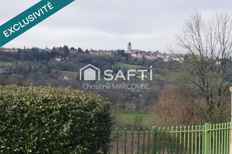 Maison - 222 m² - 8 pièces