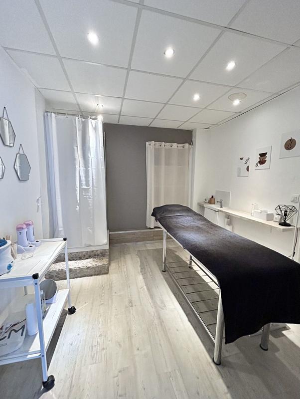 Local commercial - 35 m² - 3 pièces