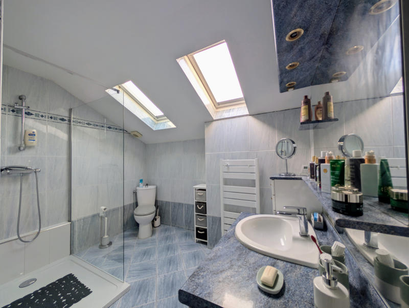 Maison - 97 m² - 5 pièces