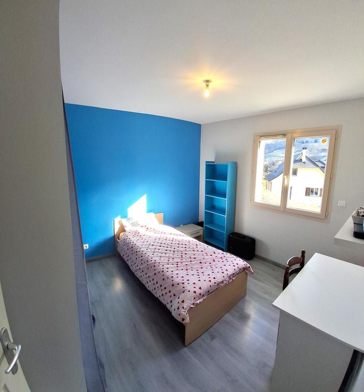 Maison - 93 m² - 4 pièces