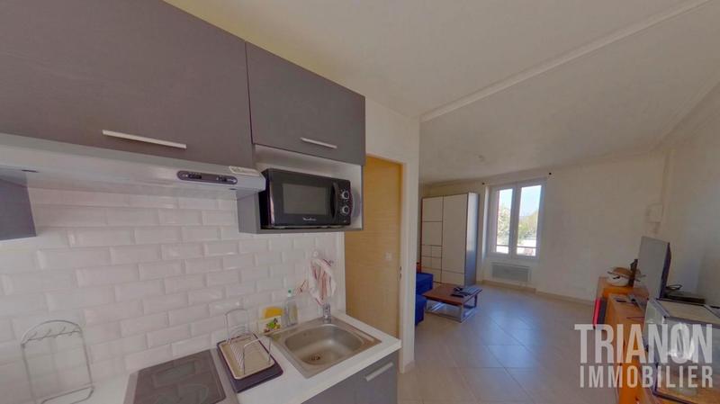 Bureau - 230 m² - 11 pièces