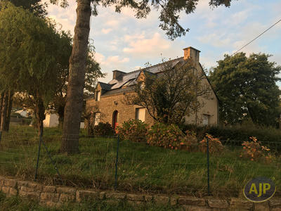 Maison - 102 m² - 5 pièces