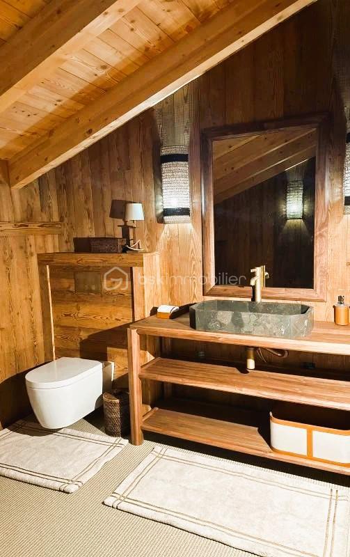 Châlet - 350 m² - 9 pièces