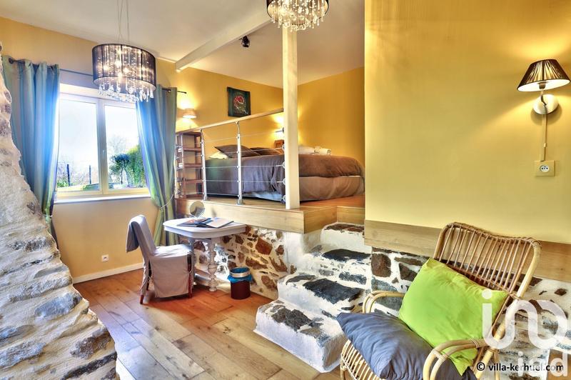 Maison - 144 m² - 7 pièces