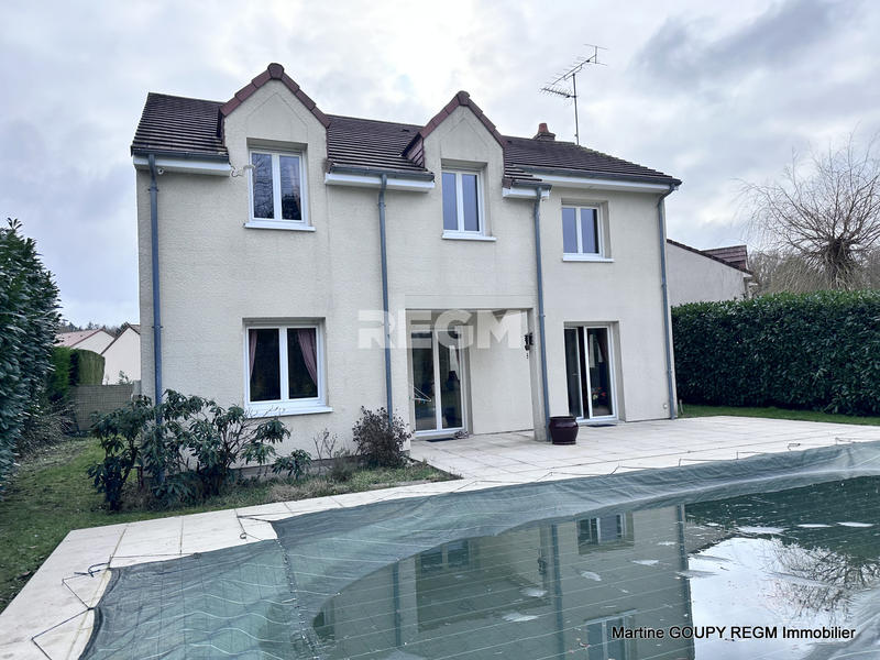 Maison - 158 m² - 5 pièces