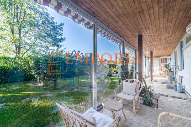 Maison - 348 m² - 7 pièces