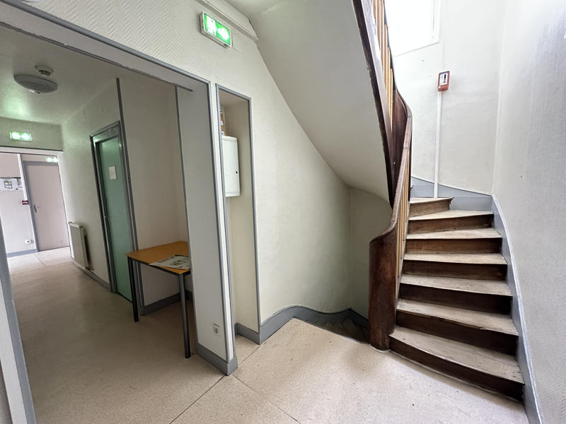 Maison - 514 m² - 27 pièces