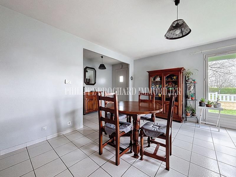 Maison - 91 m² - 5 pièces