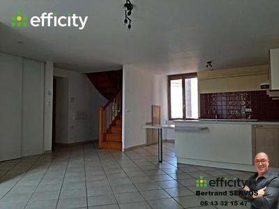 Maison de village - 80 m² - 3 pièces