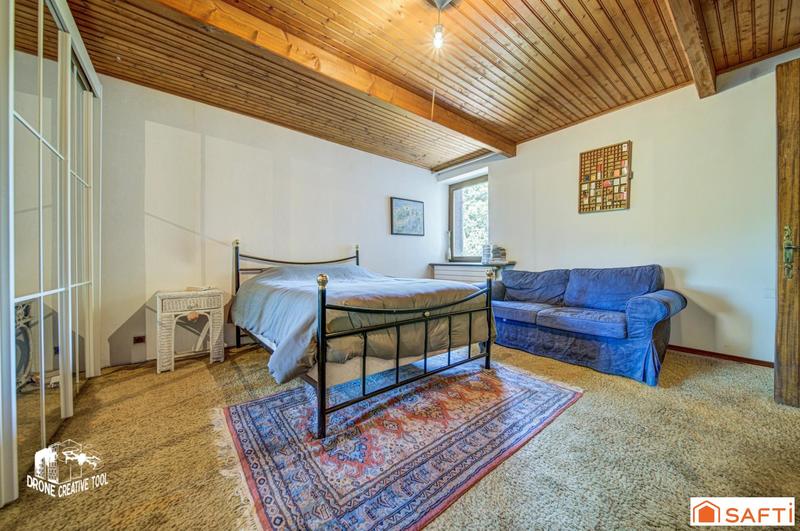 Maison - 351 m² - 14 pièces