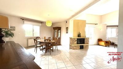 Maison - 160 m² - 6 pièces