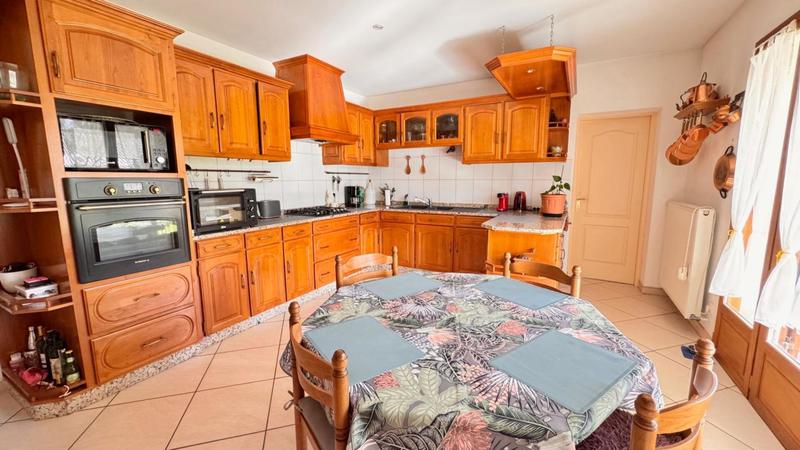 Villa - 165 m² - 6 pièces